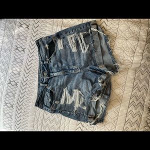 American Eagle distressed stretchy shorts size 12